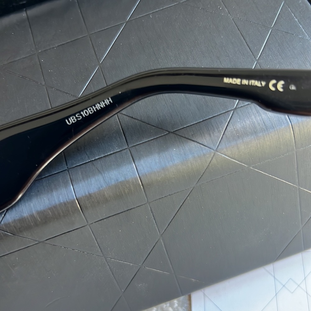 Dior Black and Gold Shield Sunglasses - Picture 7 of 9